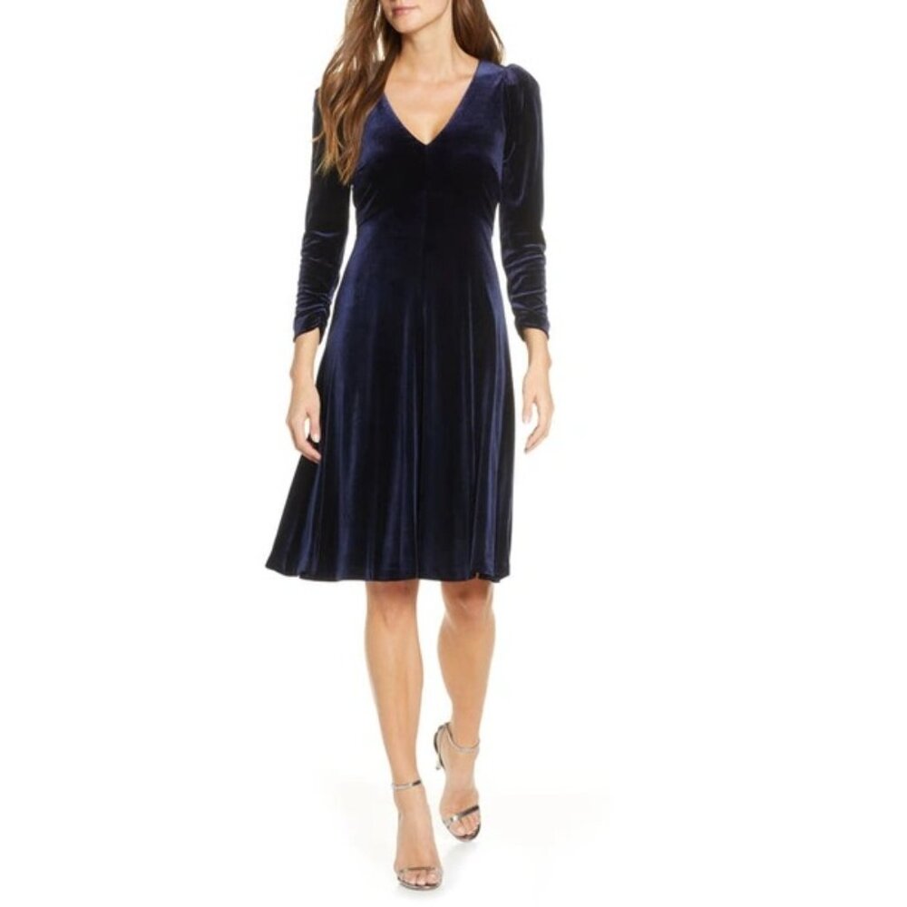 NEW Eliza J Navy Blue Velvet Long Sleeve V-Neck Fit and Flare Midi Dress Size 6